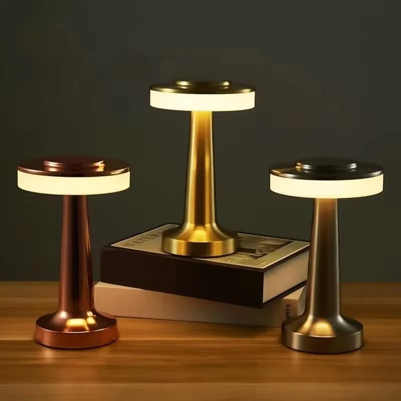 Lampă de masă LED metalică în formă de clepsidră, reîncărcabilă USB