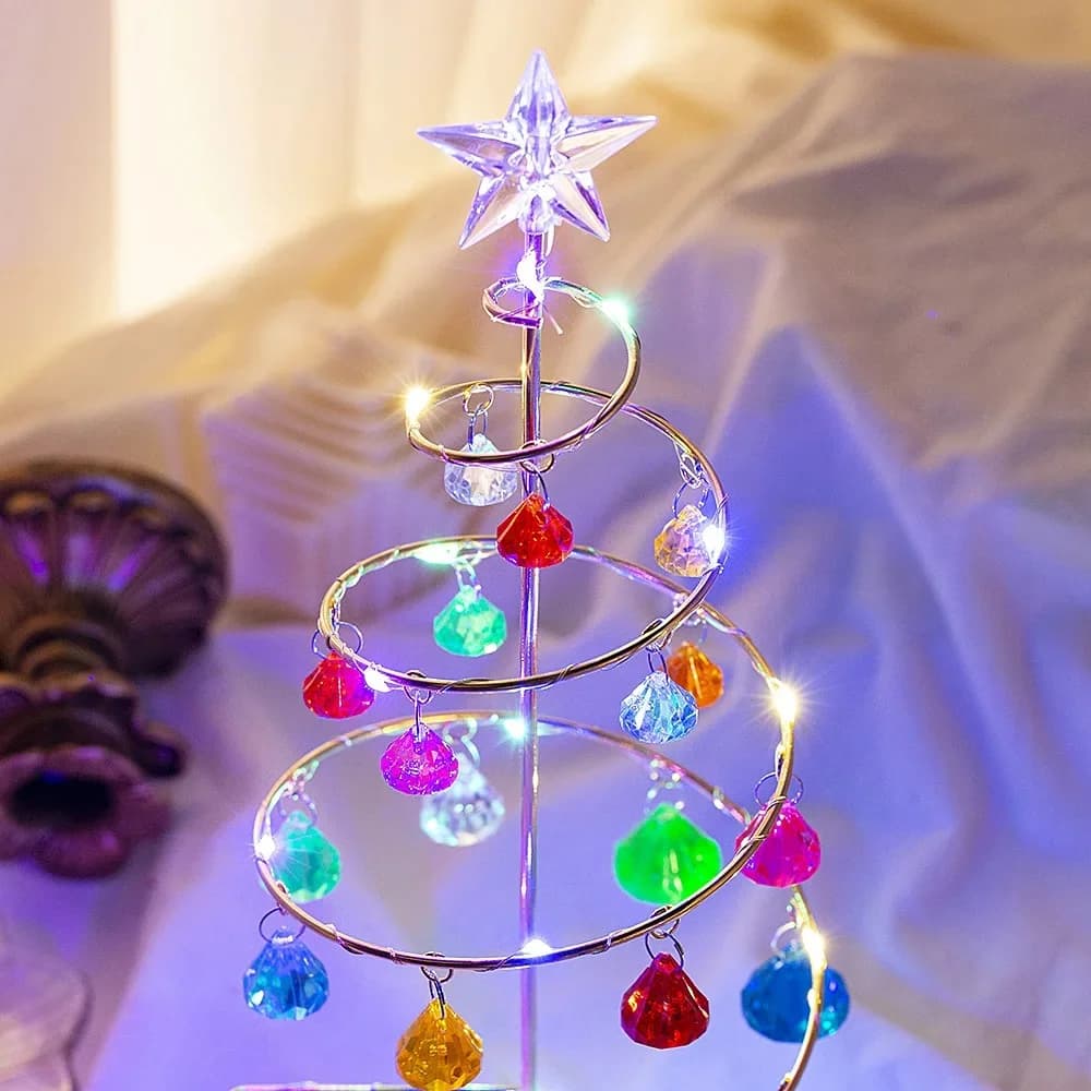 Lumină LED cu brad de cristal de Crăciun din fier electroplacat