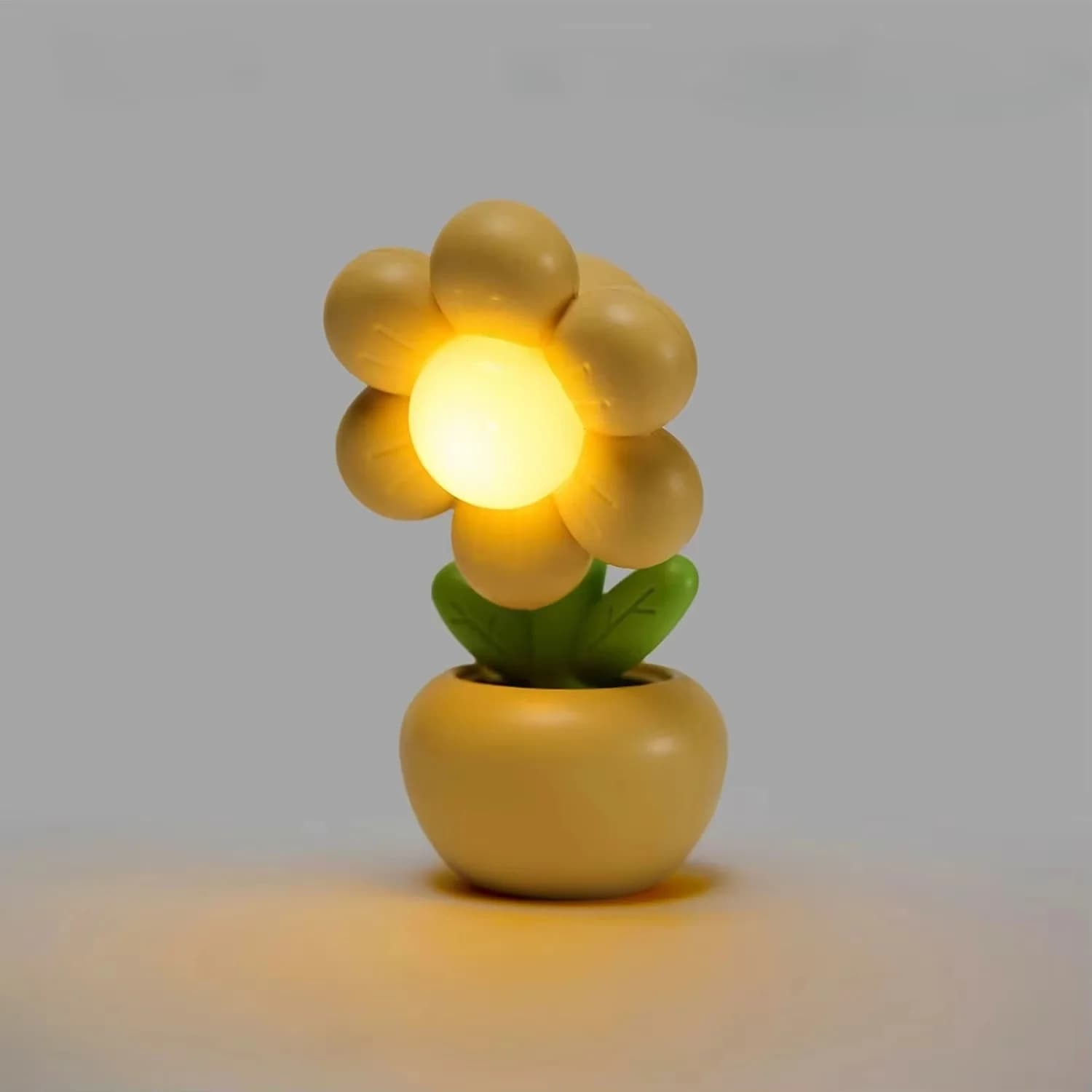 Lumină de noapte decorativă mini, în formă de floare, pentru dormitor